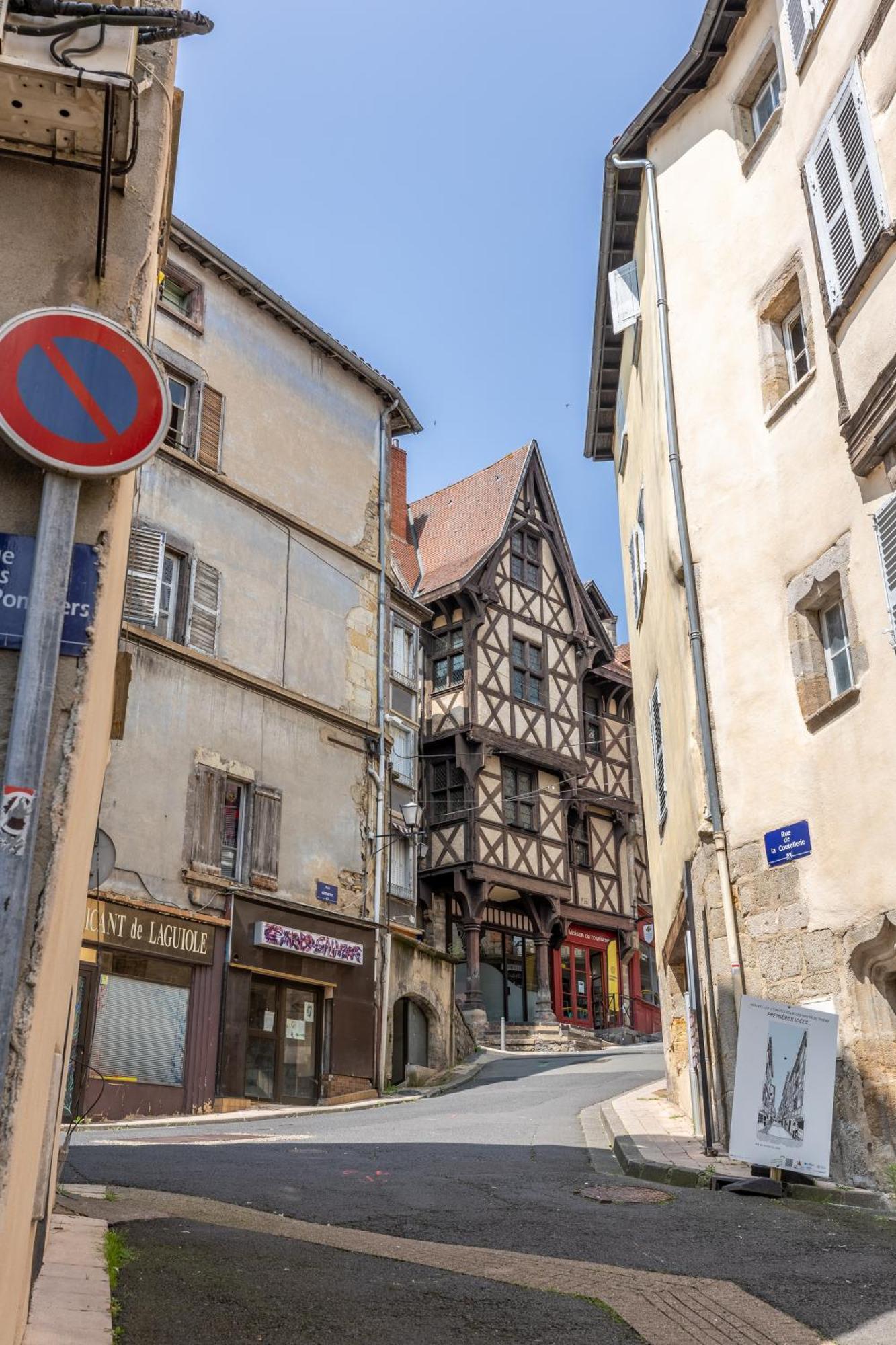 Le Petit Pirou # Cosy # Halte Auvergne Thiers Exterior foto